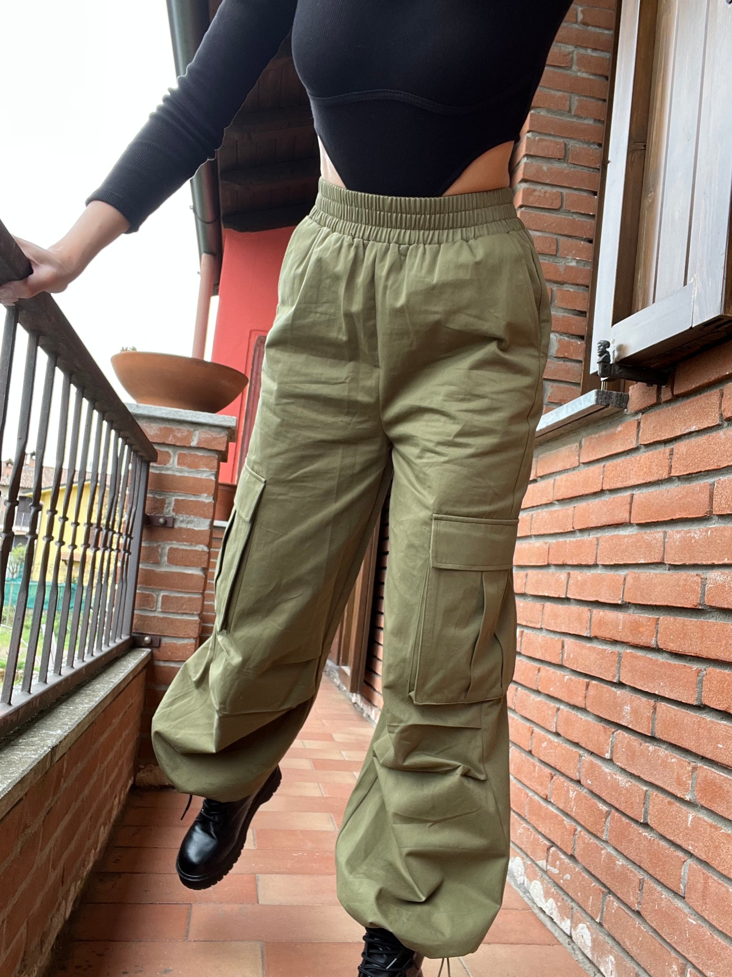 Parachute Pantalone Cargo Verde Militare